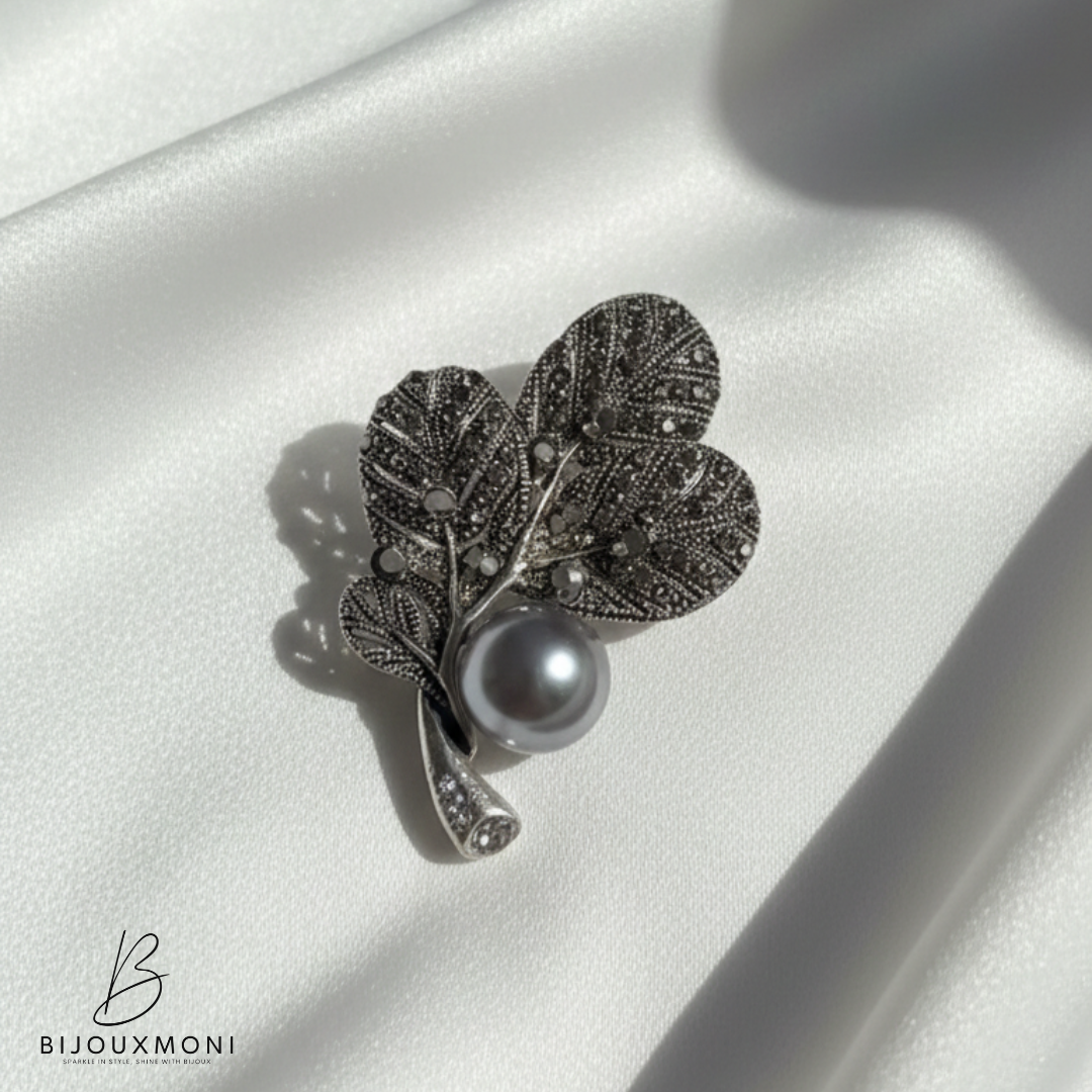 Leaf Broche
