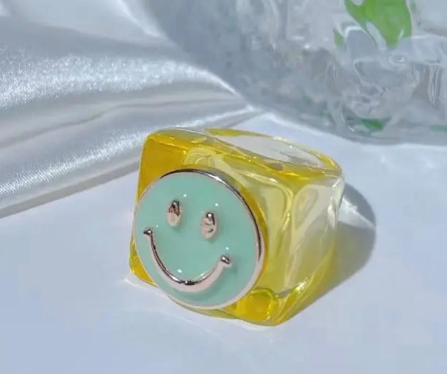 Smiley Ring