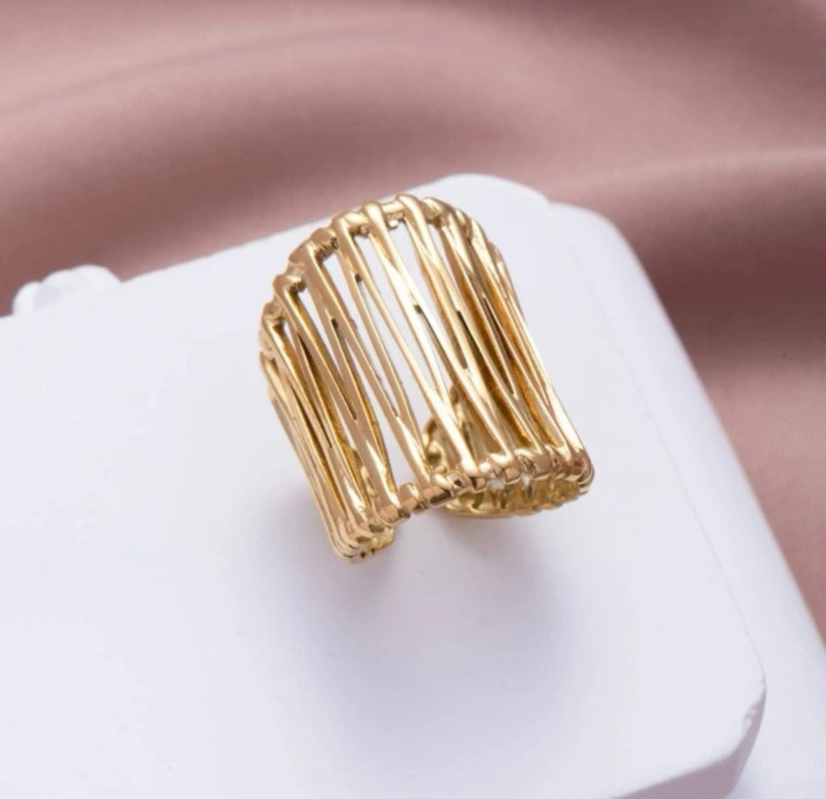 Sisi’s Ring