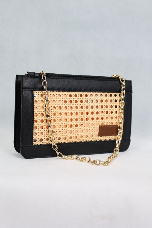 The Isla Chain Clutch
