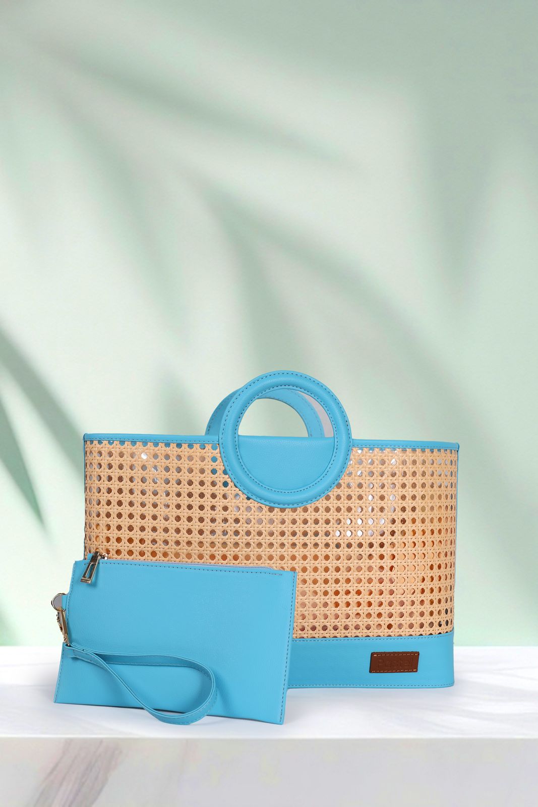 The Riviera Carryall