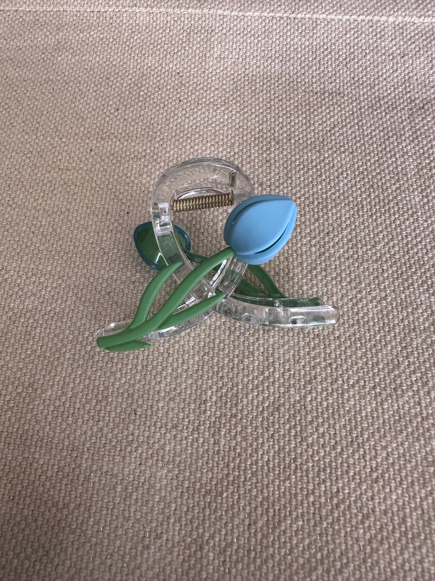 Matte Petal Hair Clip