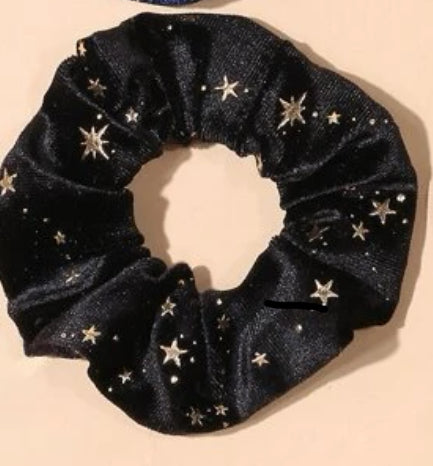 Star Pattern Scrunchie