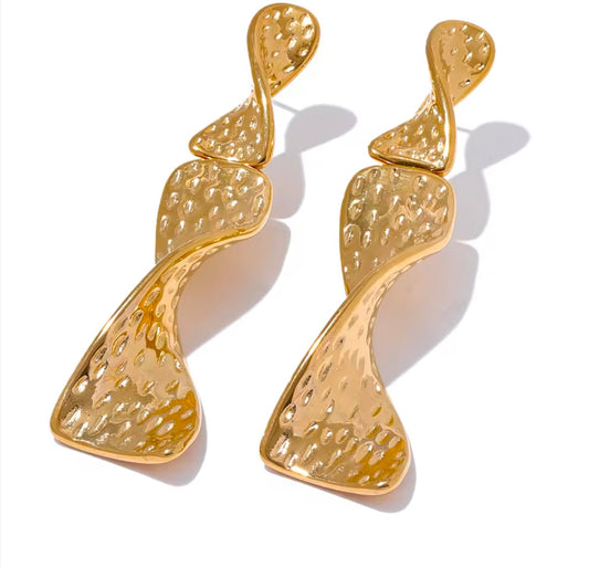 Twisted Dangled Earrings