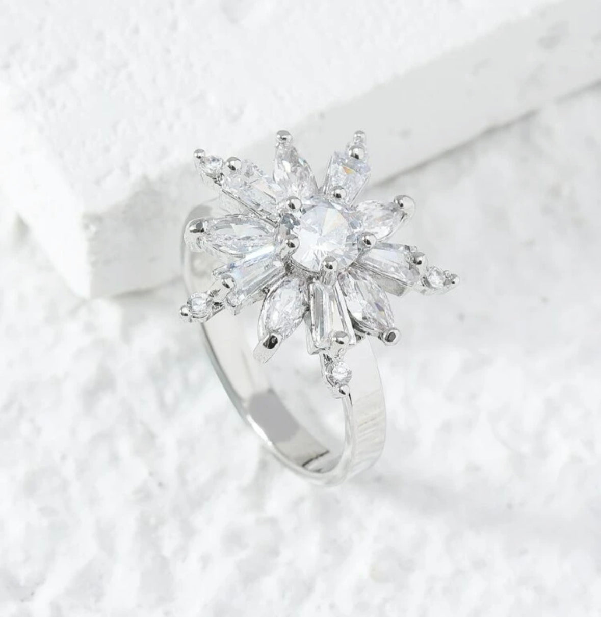 Snowflake Ring