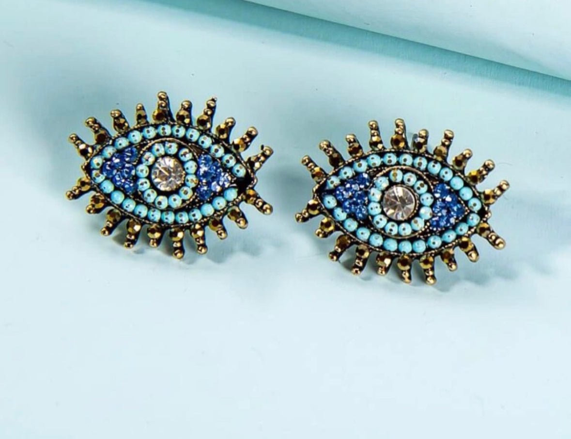 Eye Stud Earrings