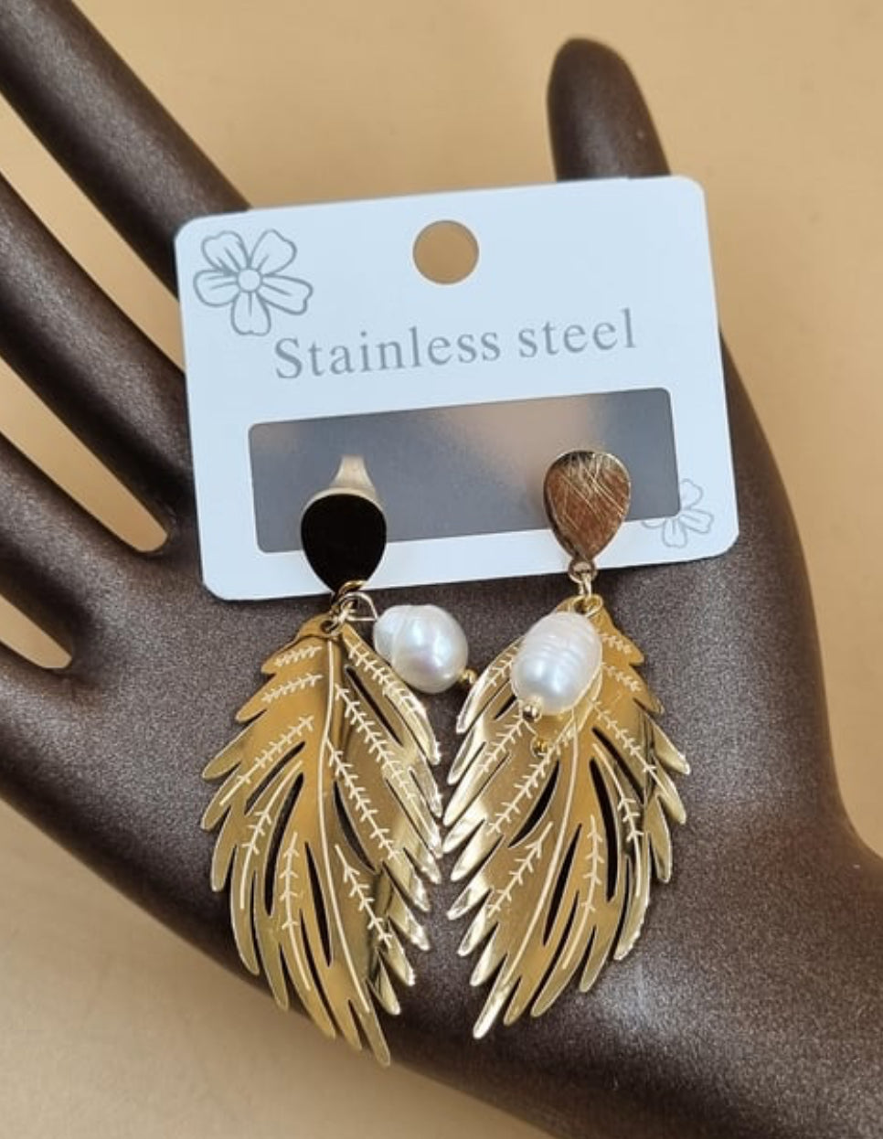 Pearl Feathers