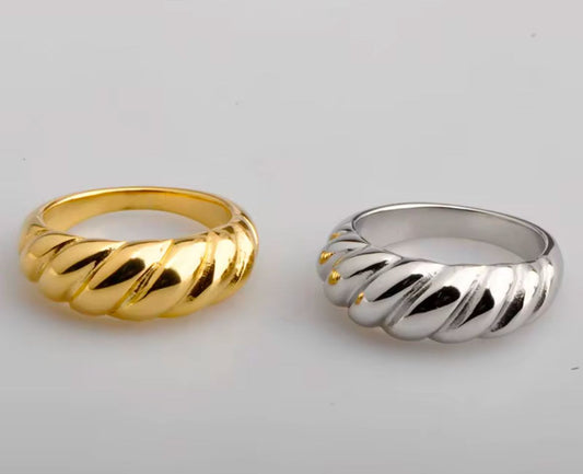 Twisted Croissant Ring