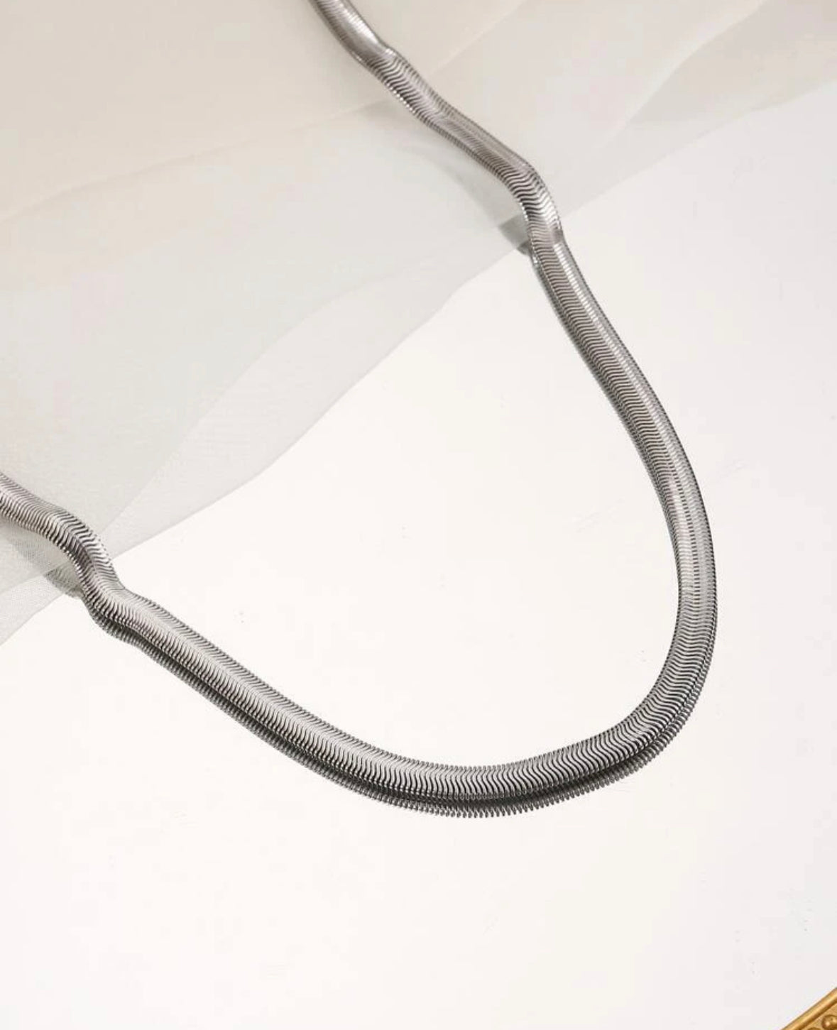 Minimalist Thick Necklace