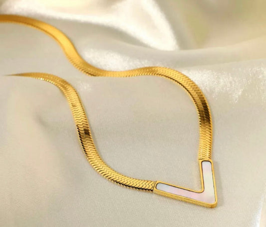 V-Shaped Chain Necklace